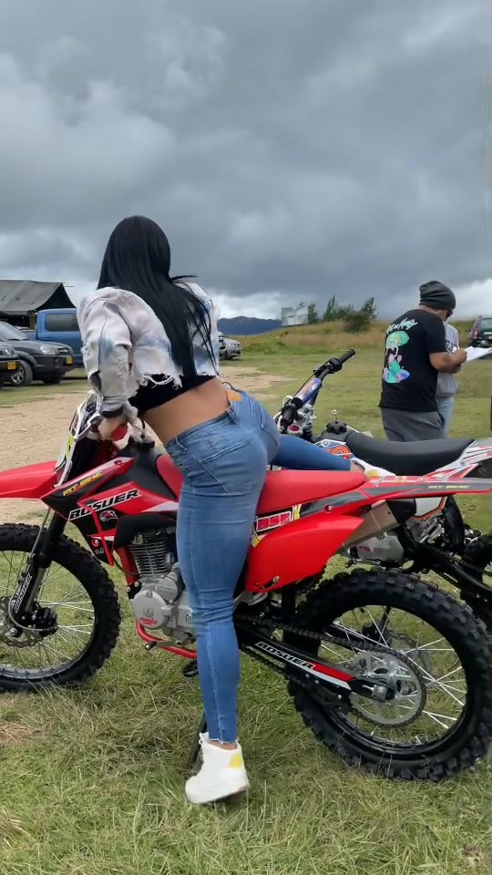 @yinethfit_