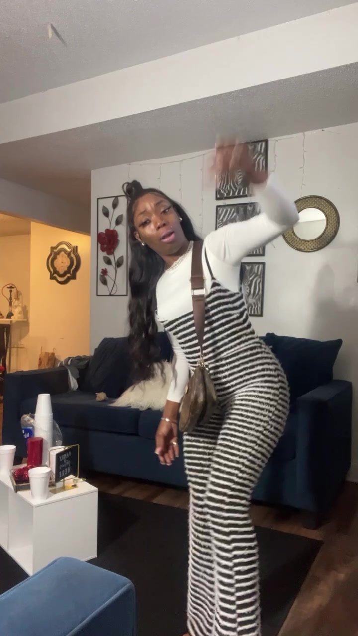 @unique bae