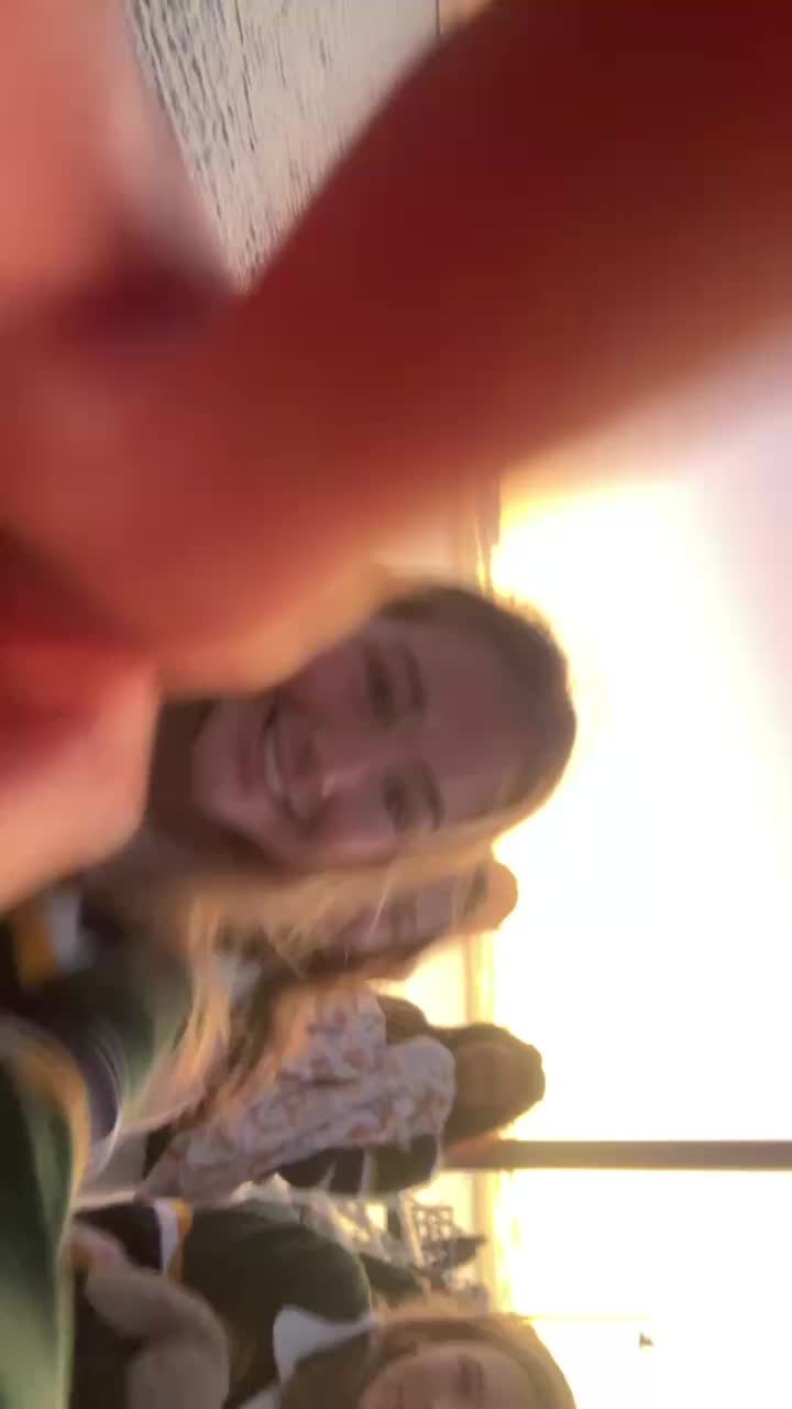 @🙈