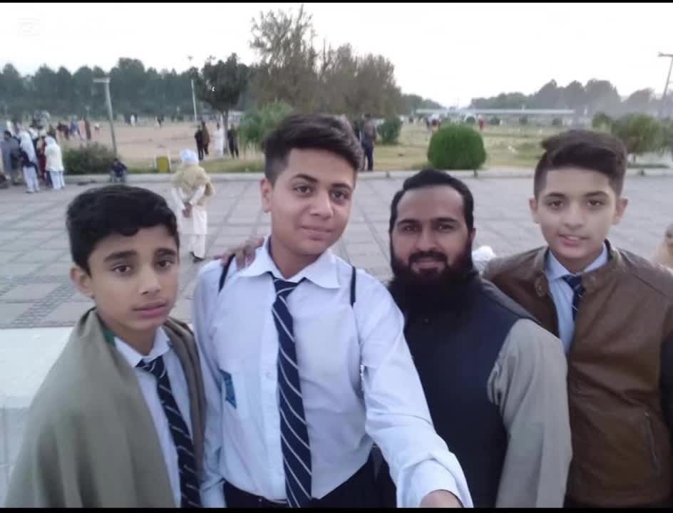 @ملک  حسیب 😉