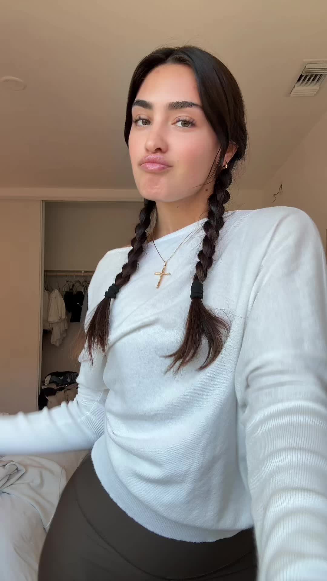 @Nicole