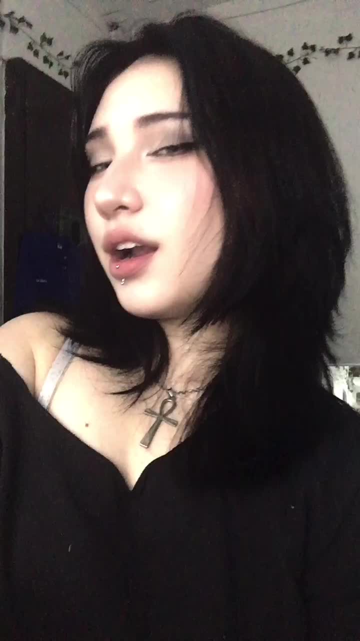 @𓋹 ☠︎︎𝕶𝖚𝖗𝖔𝖒𝖎⛧𓋹