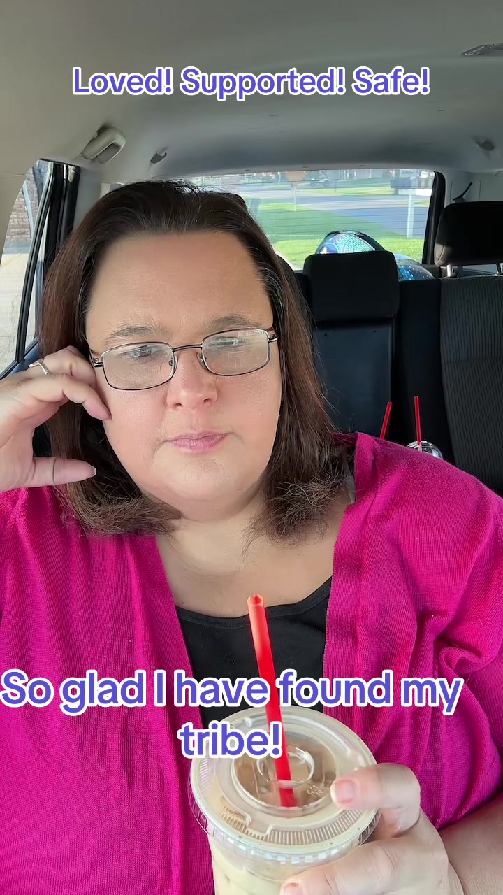 @Sparkleandshinewithstacie 🐿️✨