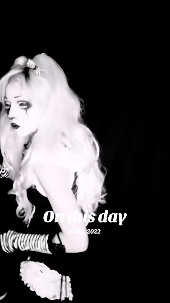 @DancesinShadows