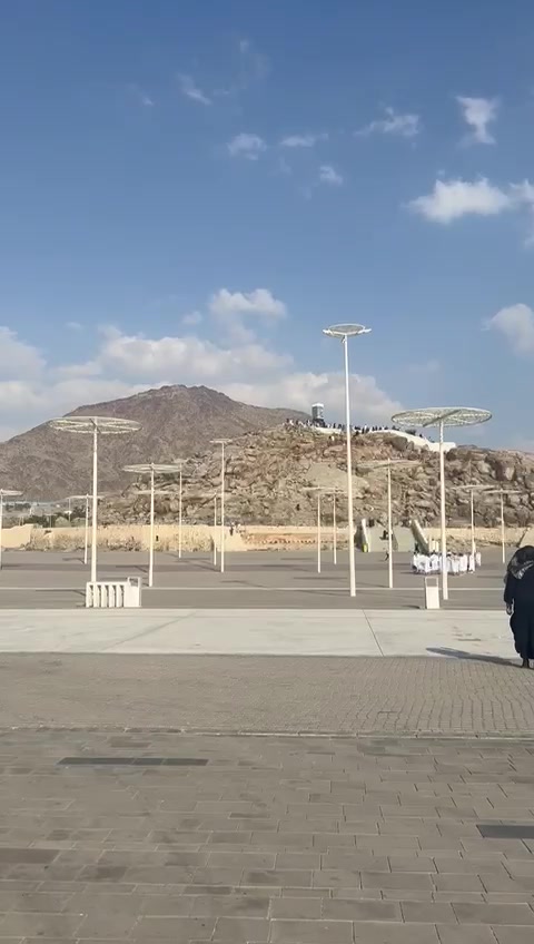 @hafeezm17