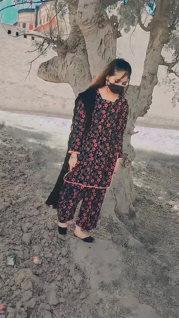 @cute girl 😍😍😍😍