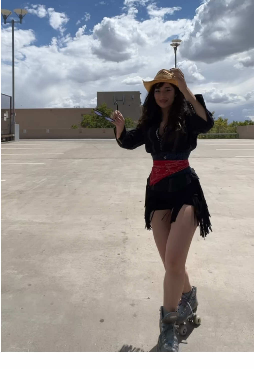 @Jada - Roller Dance Burlesque