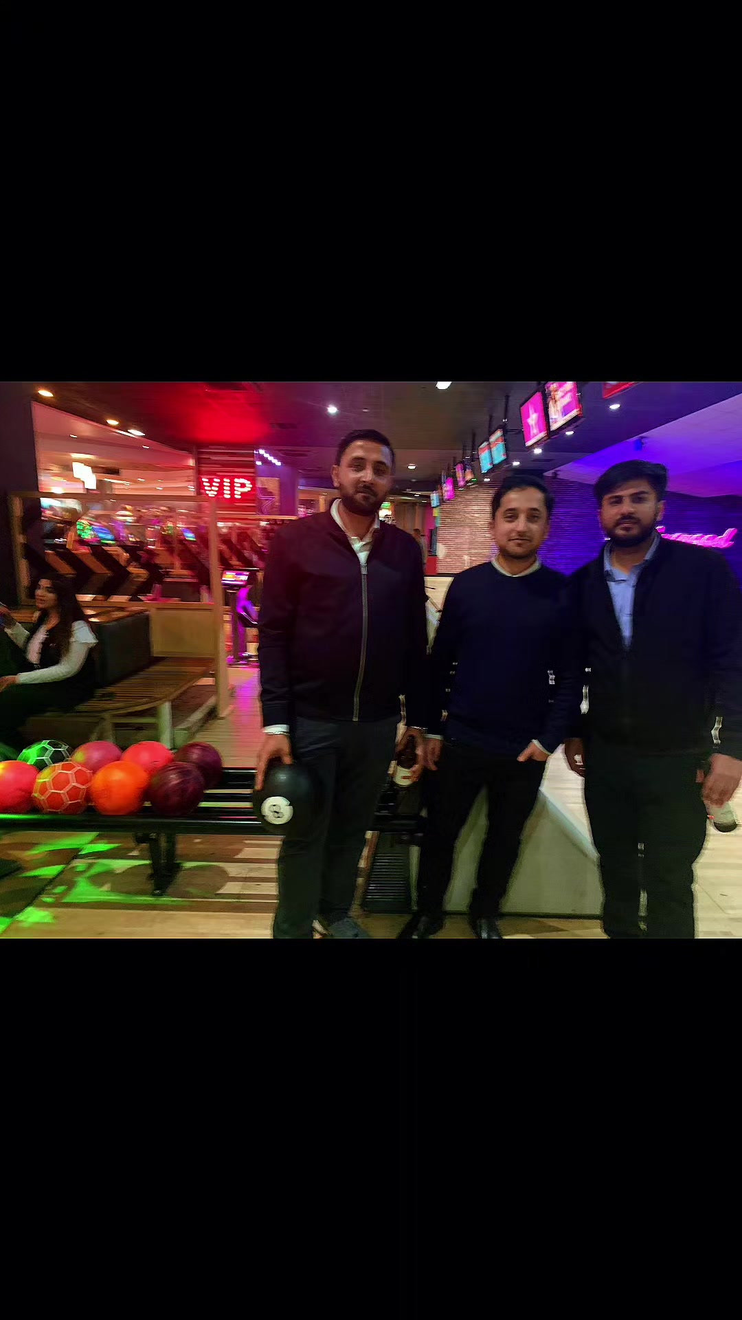@Ali Abbas 🇬🇧🇵🇰
