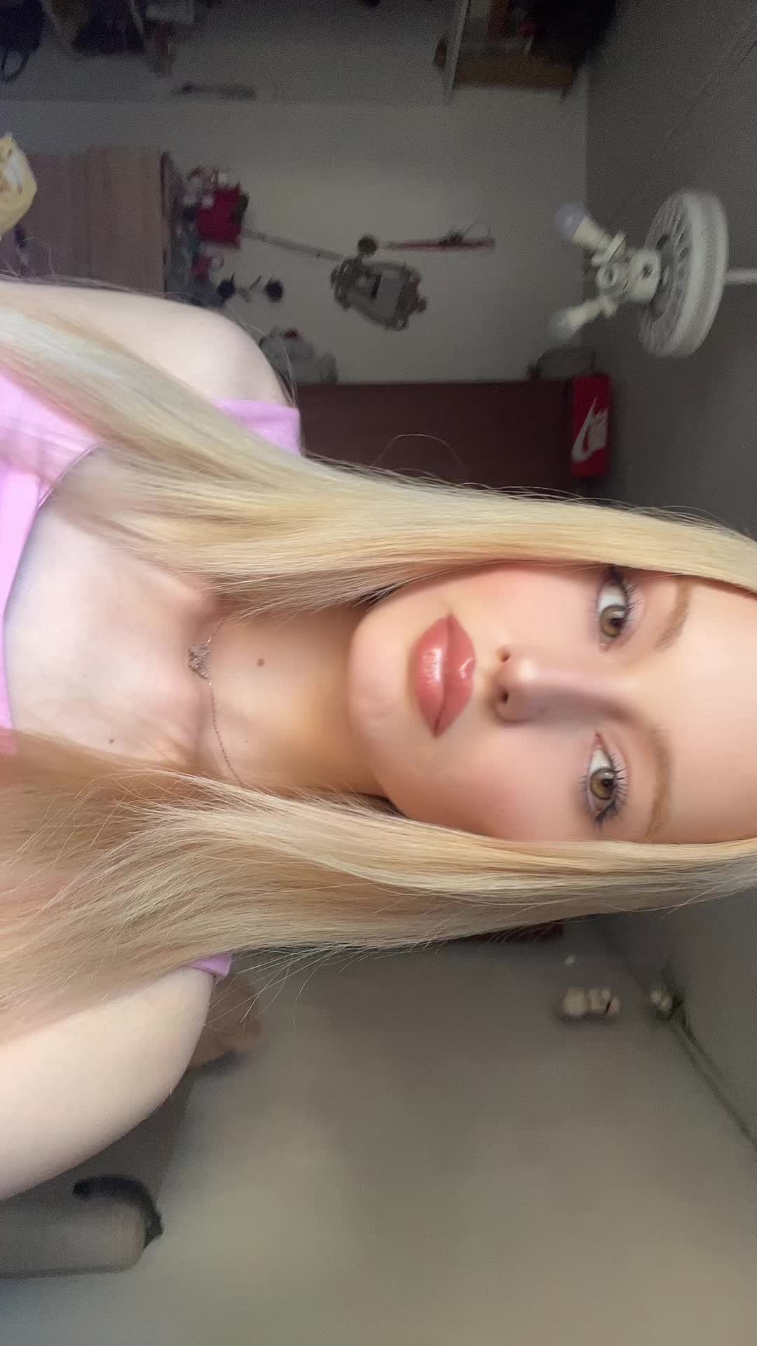 @Ayşenur