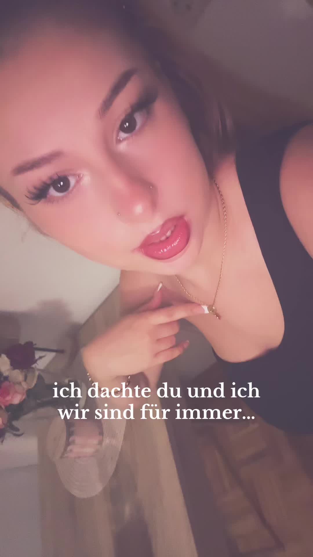 @𝒏𝒆𝒍𝒆 𝒓𝒆𝒏𝒆𝒆 🧎🏼&zwj;♀️