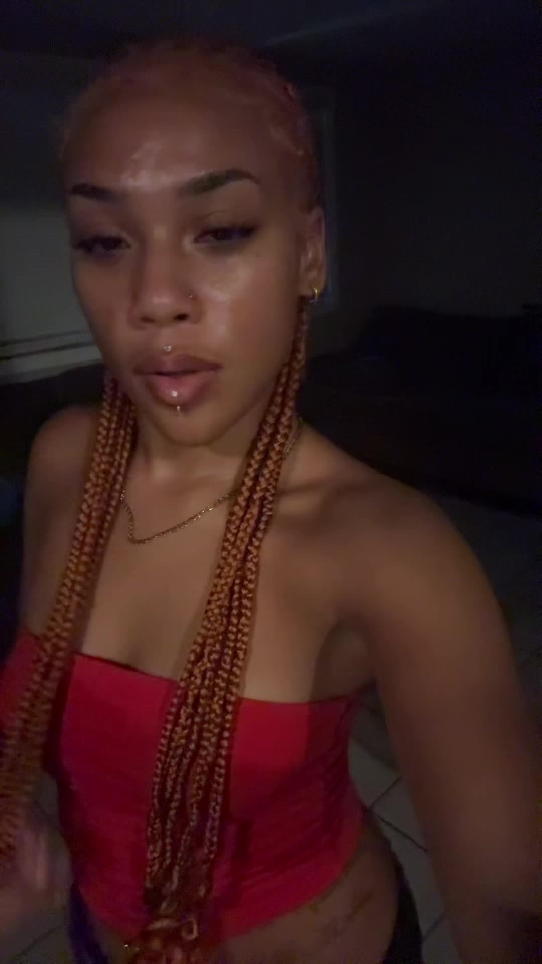@chayaa.tt