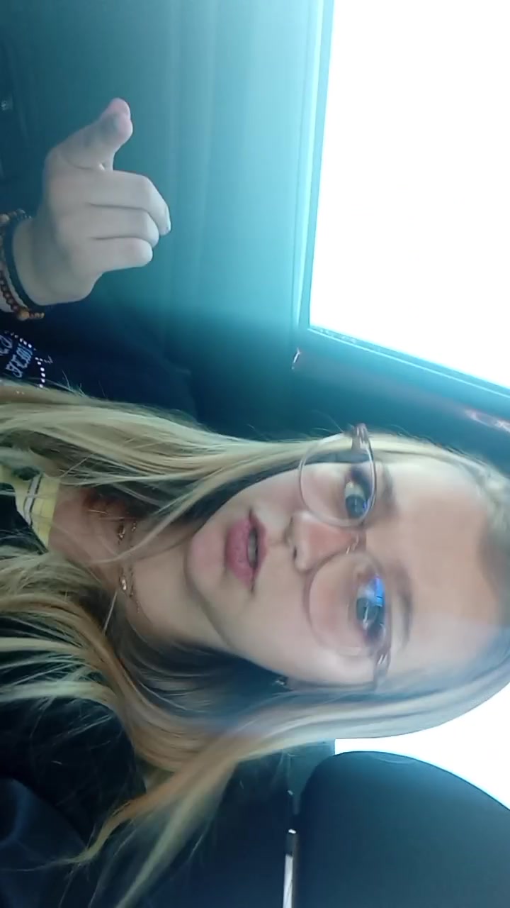 @M.a.&euml;.l_dx 🕸️🫧
