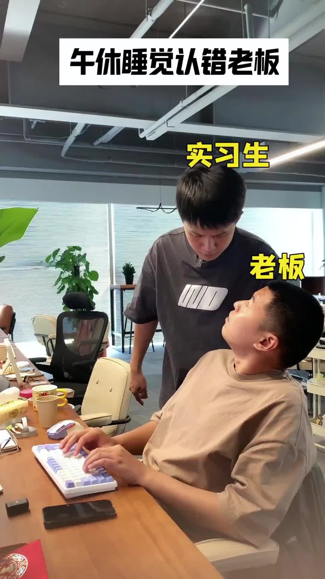 @钱万万