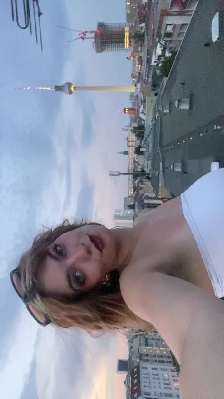 @Lily