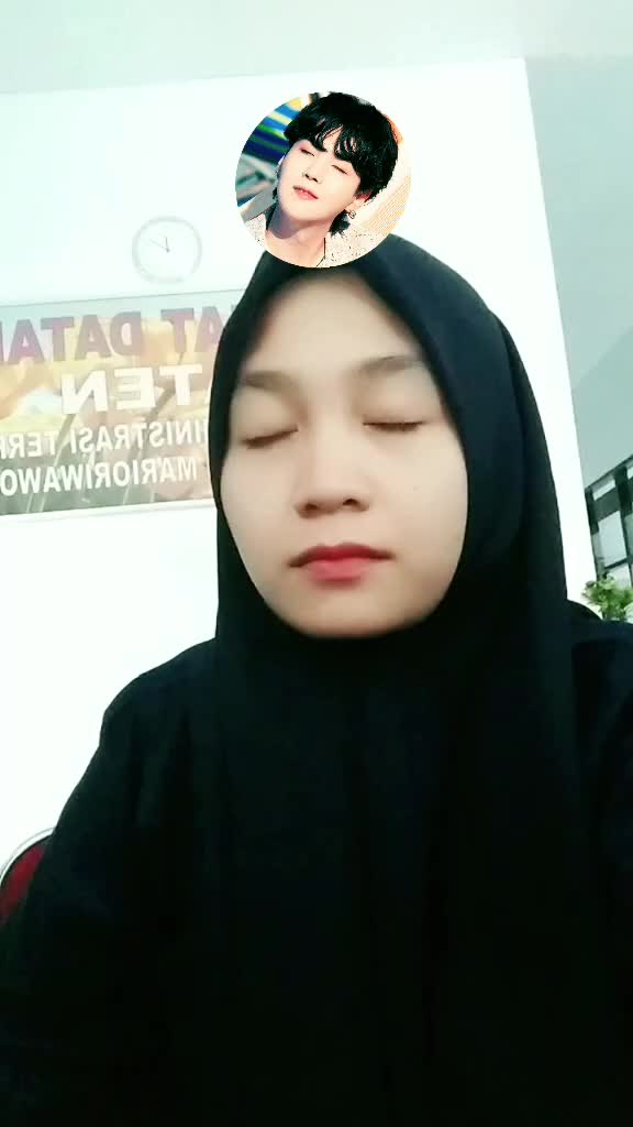 @lhyna