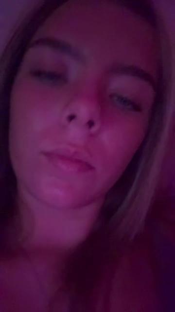 @holl💝