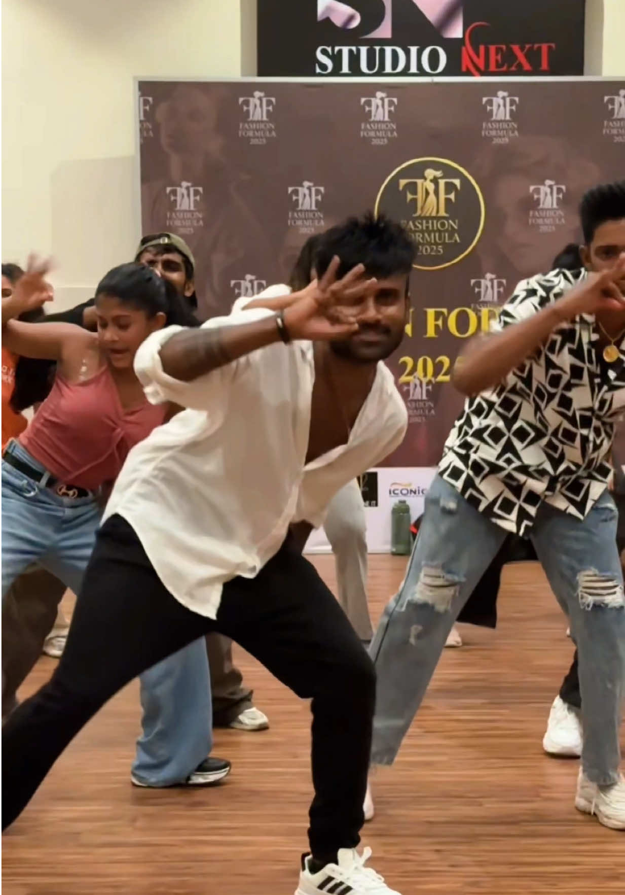 @Oshan Liyanage