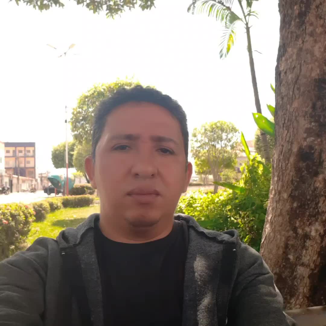 @Santiago