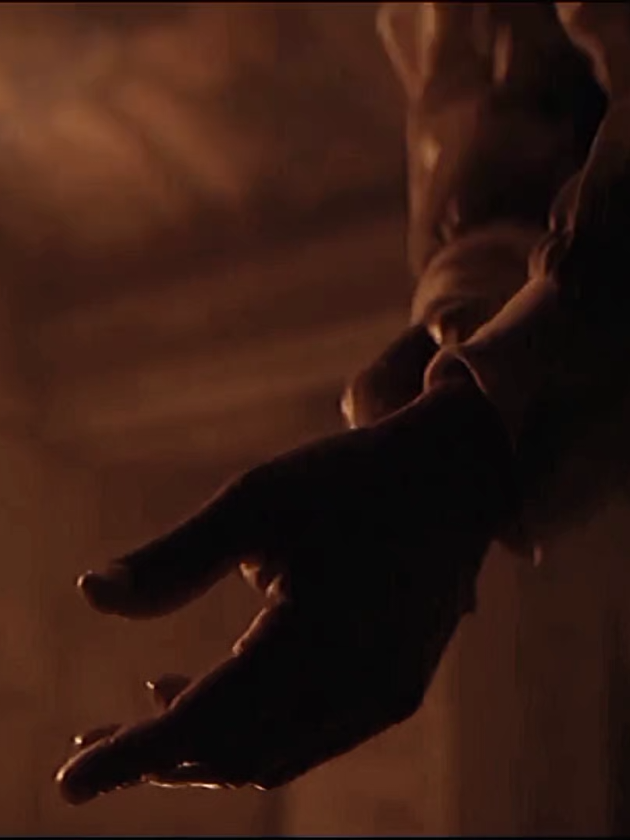 @𝑀𝑂𝑂𝑁𝐼𝐸 𝑆𝑝𝑒𝑐𝑡𝑜𝑟🌙