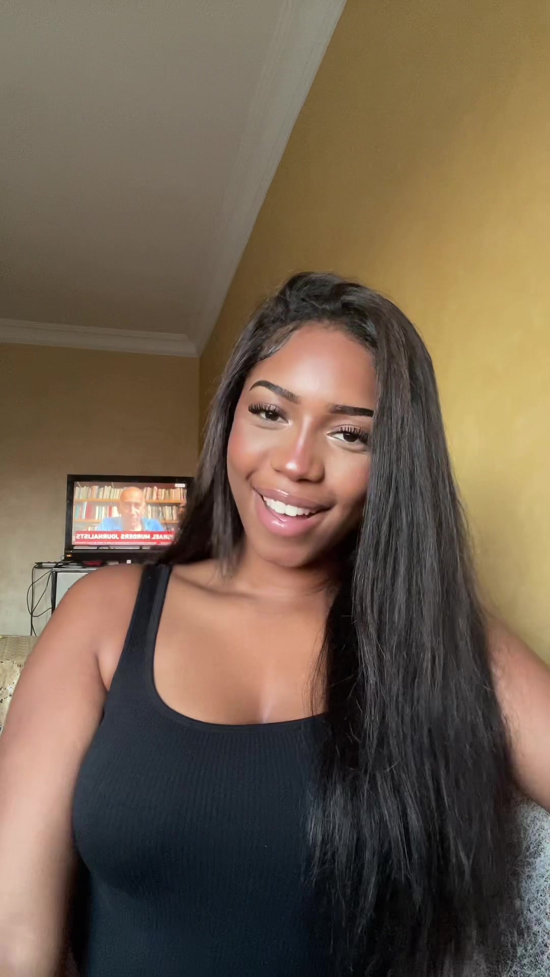 @baddie.chaki