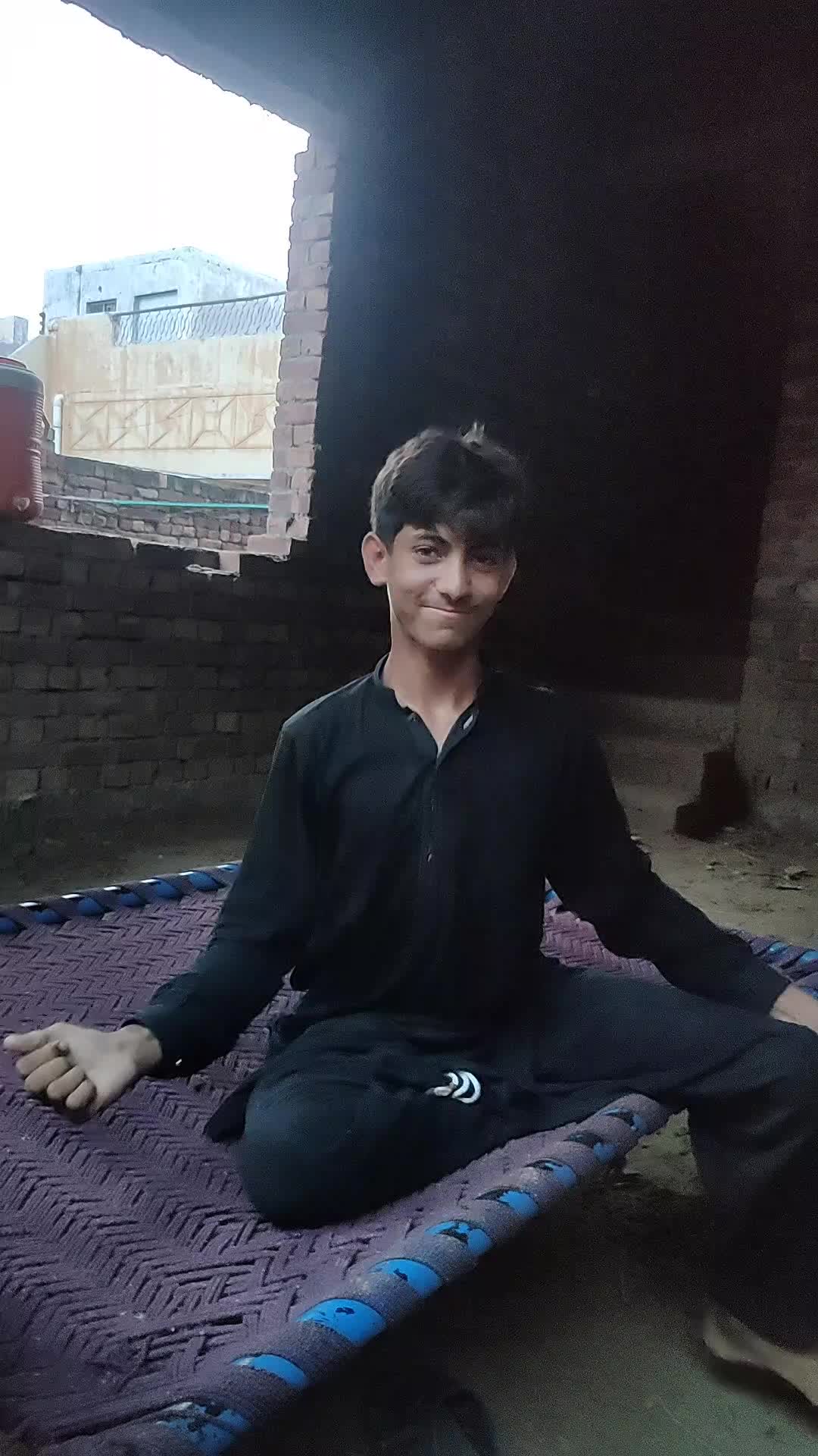 @𝐌𝐨𝐄𝐳 𝐒ᴀ𝐍ᴅ𝐇ᴜ 🏴