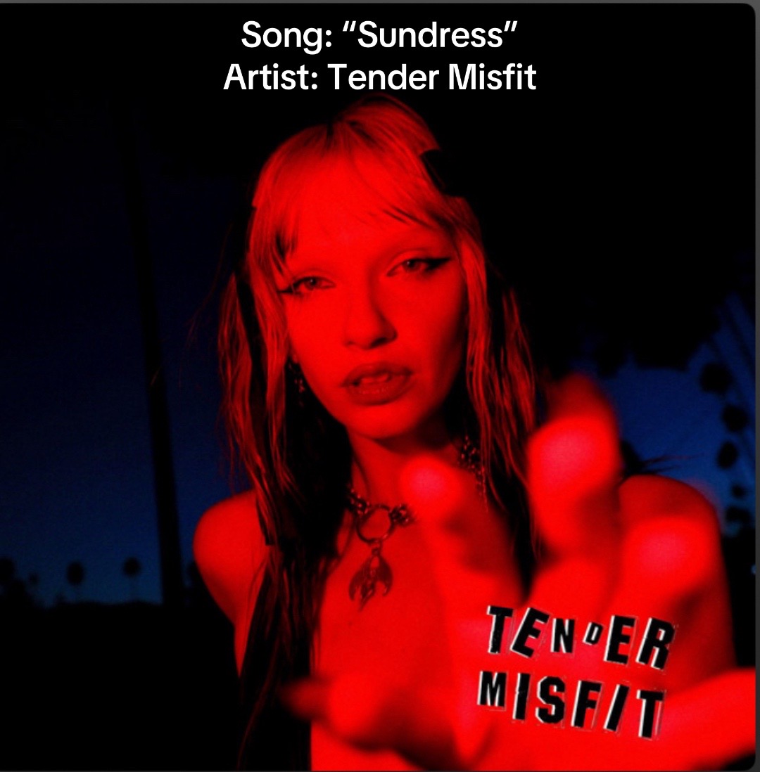 @fan page | Tender Misfit