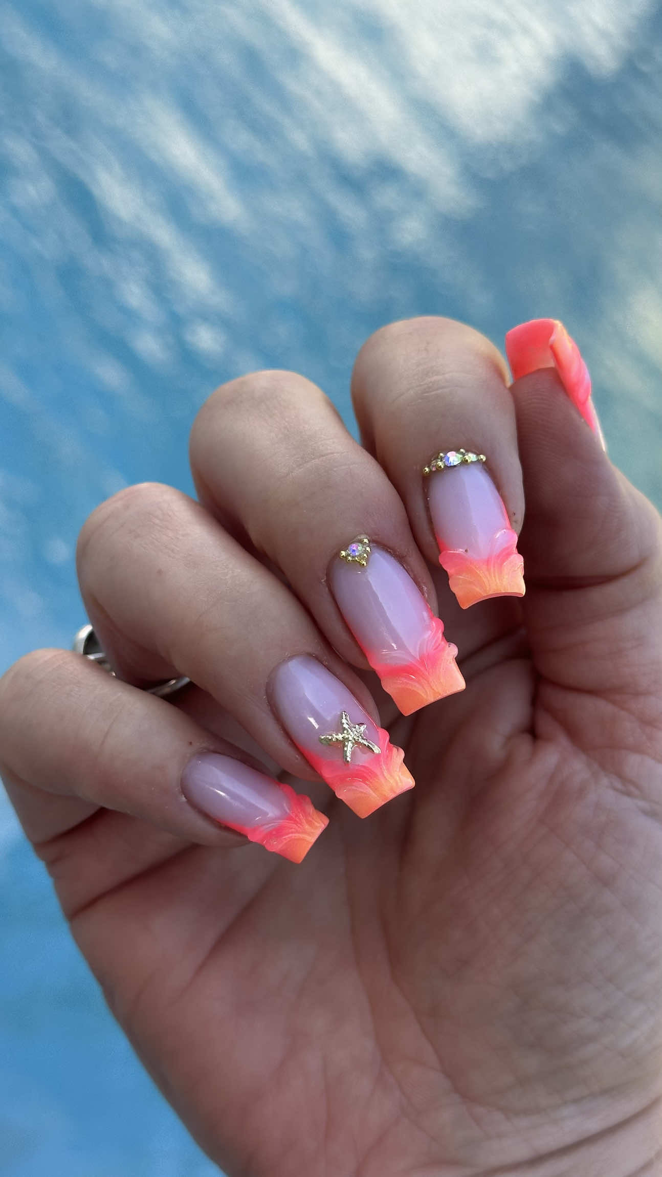 @Les ongles de Lyvie