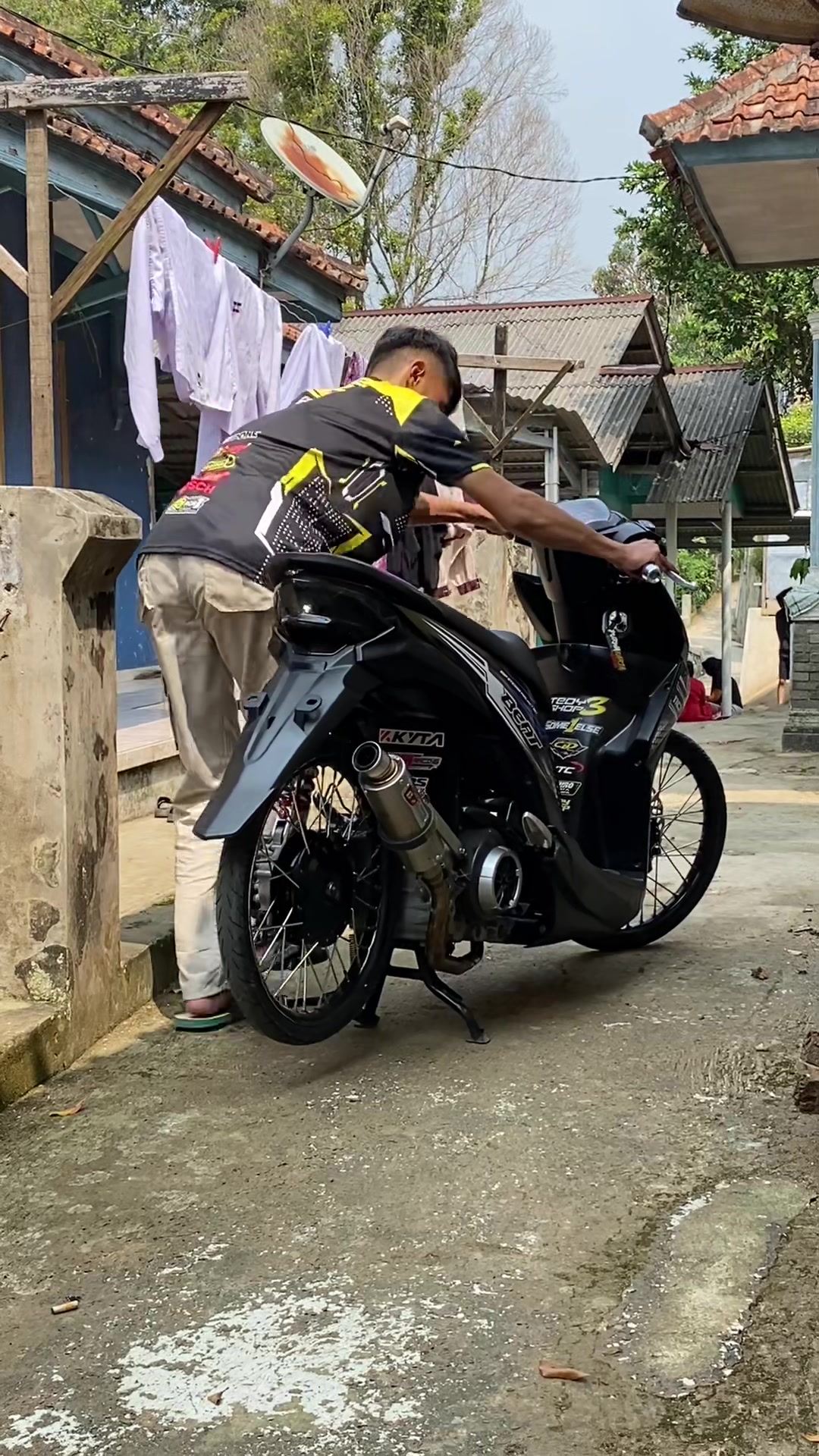 @Risyam Almansyur