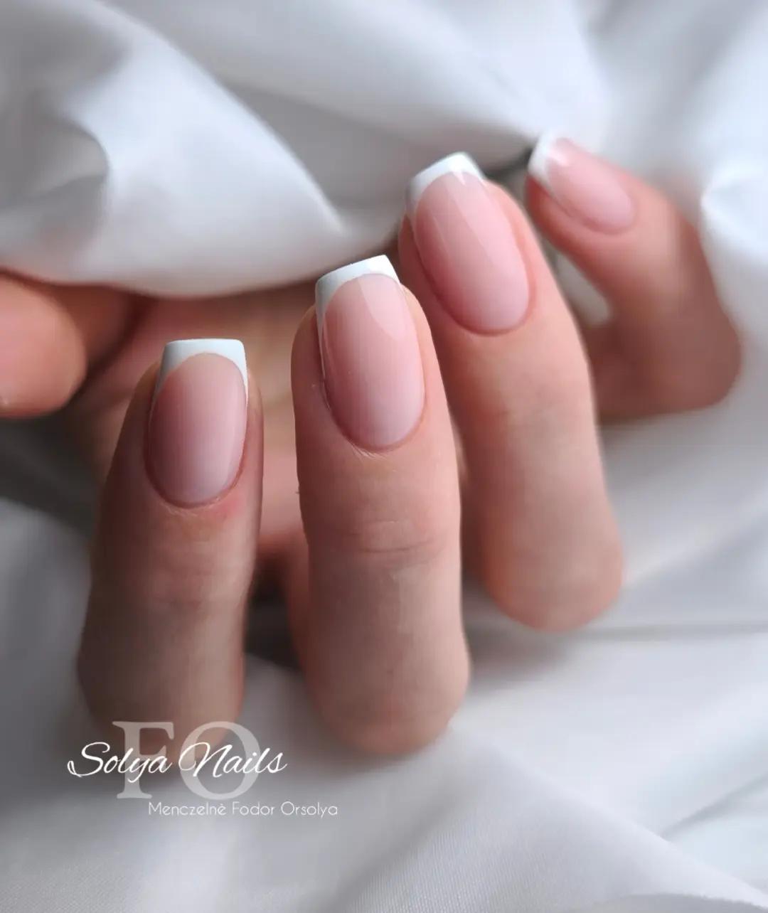 @Solya Nails_educator
