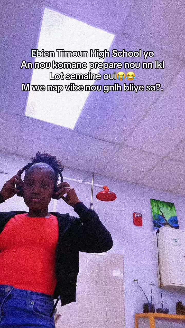 @Zoe1804🇭🇹