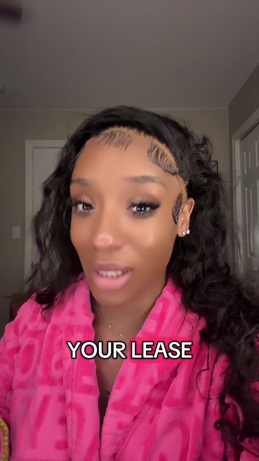 @riahnicole