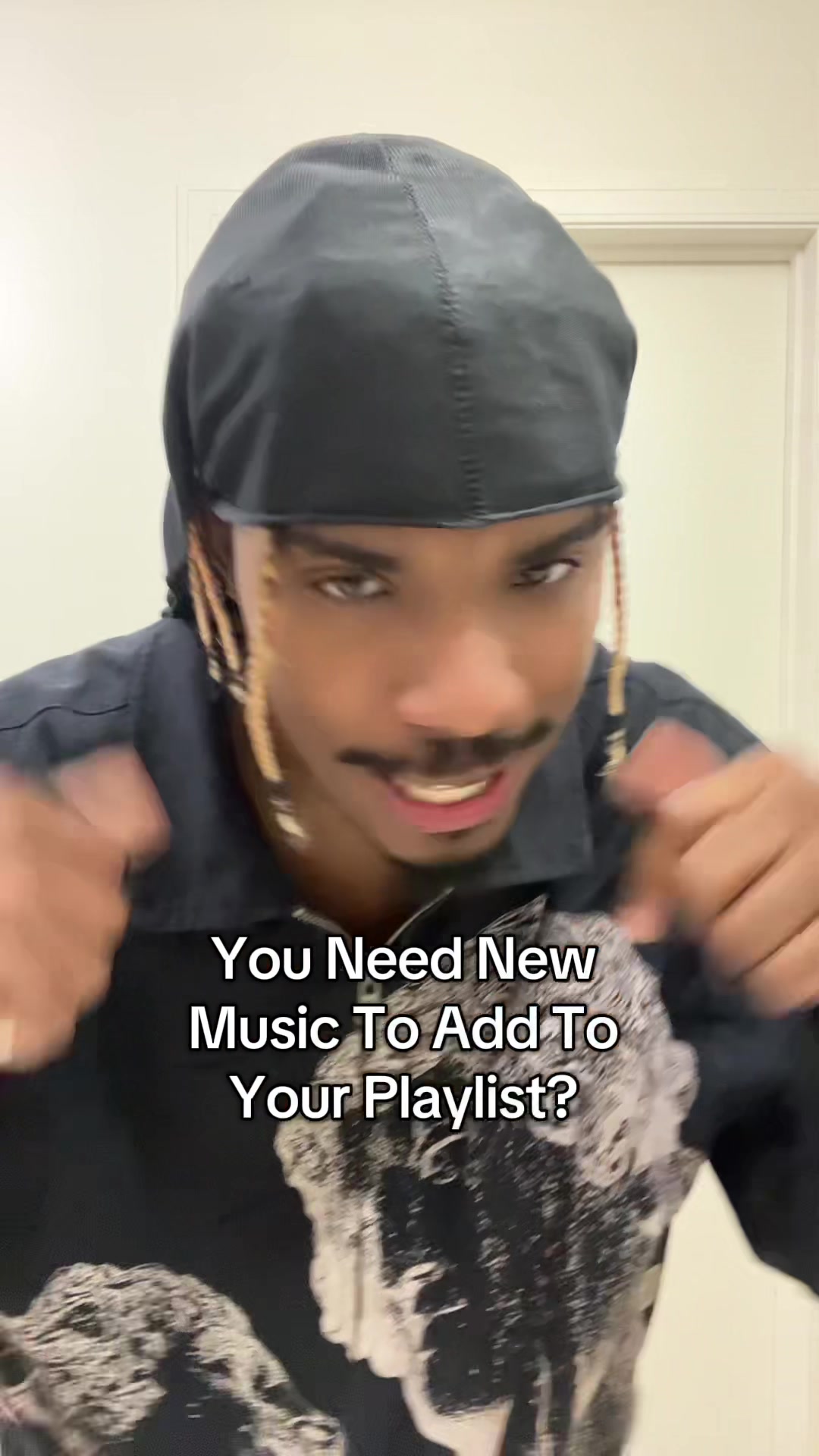 @HollywoodSwervo