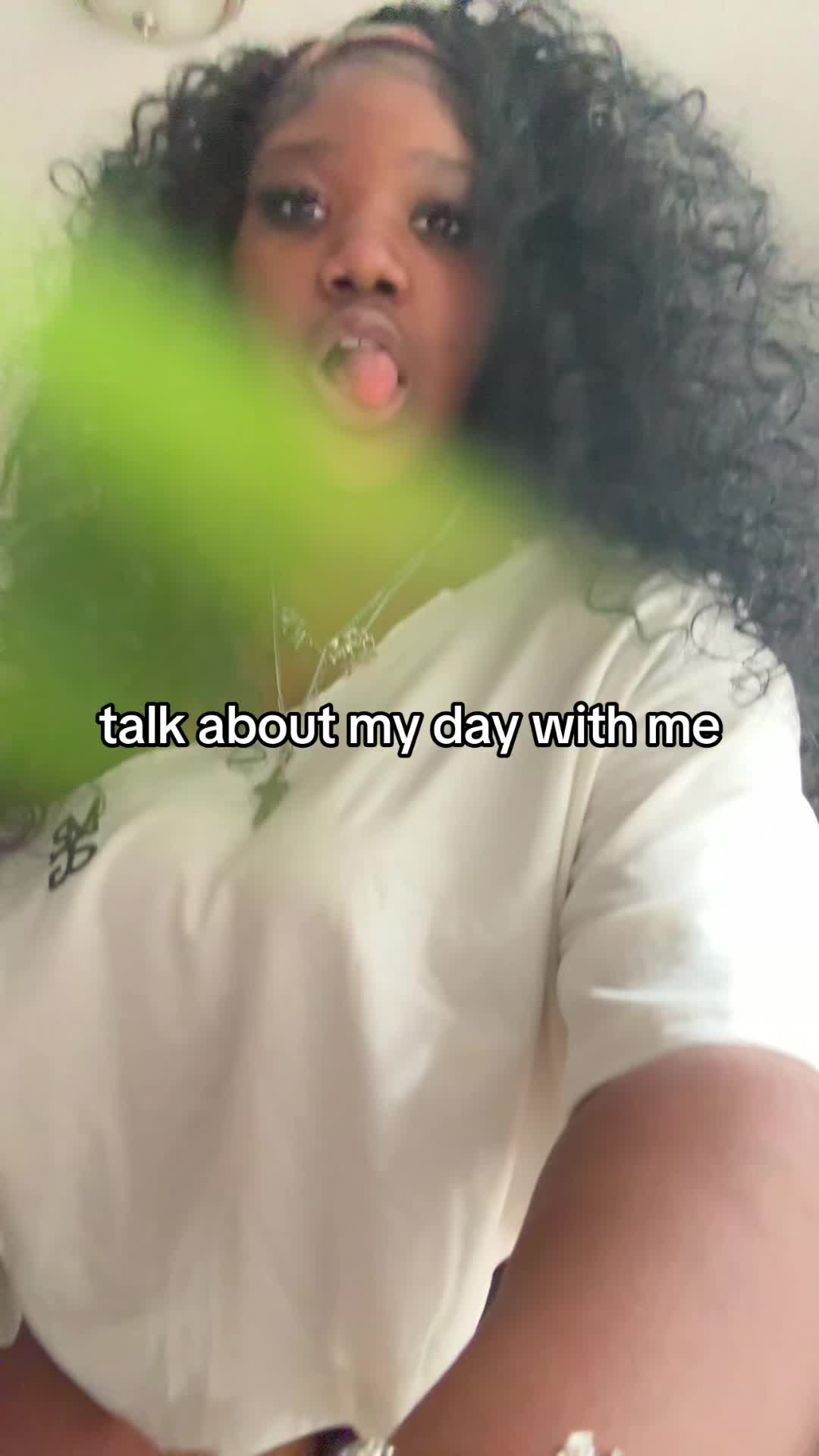 @®️