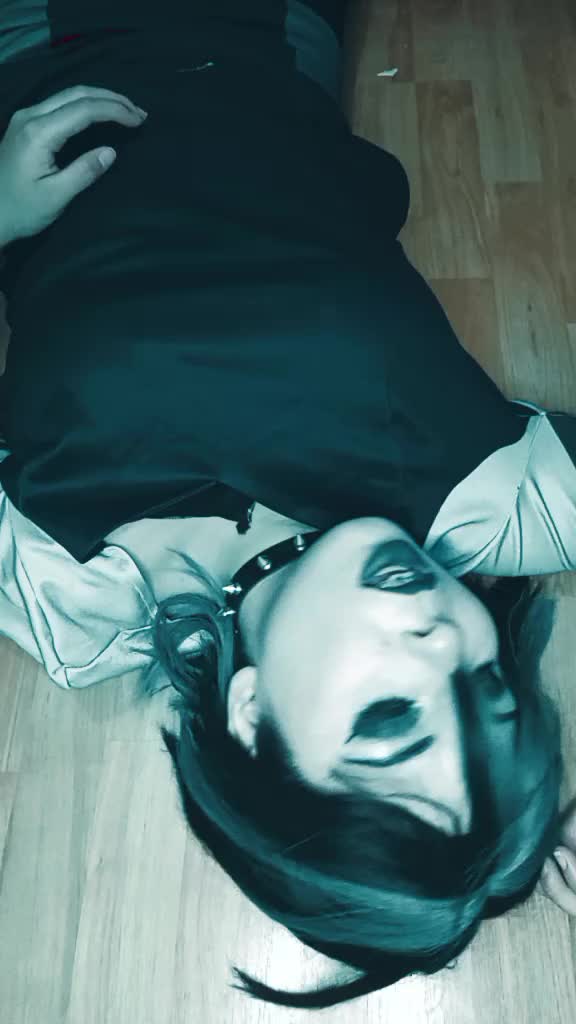 @EmoAmyGirl