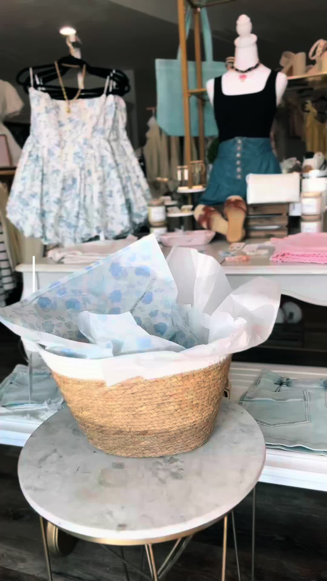 @Lady Rae Boutique💐👜