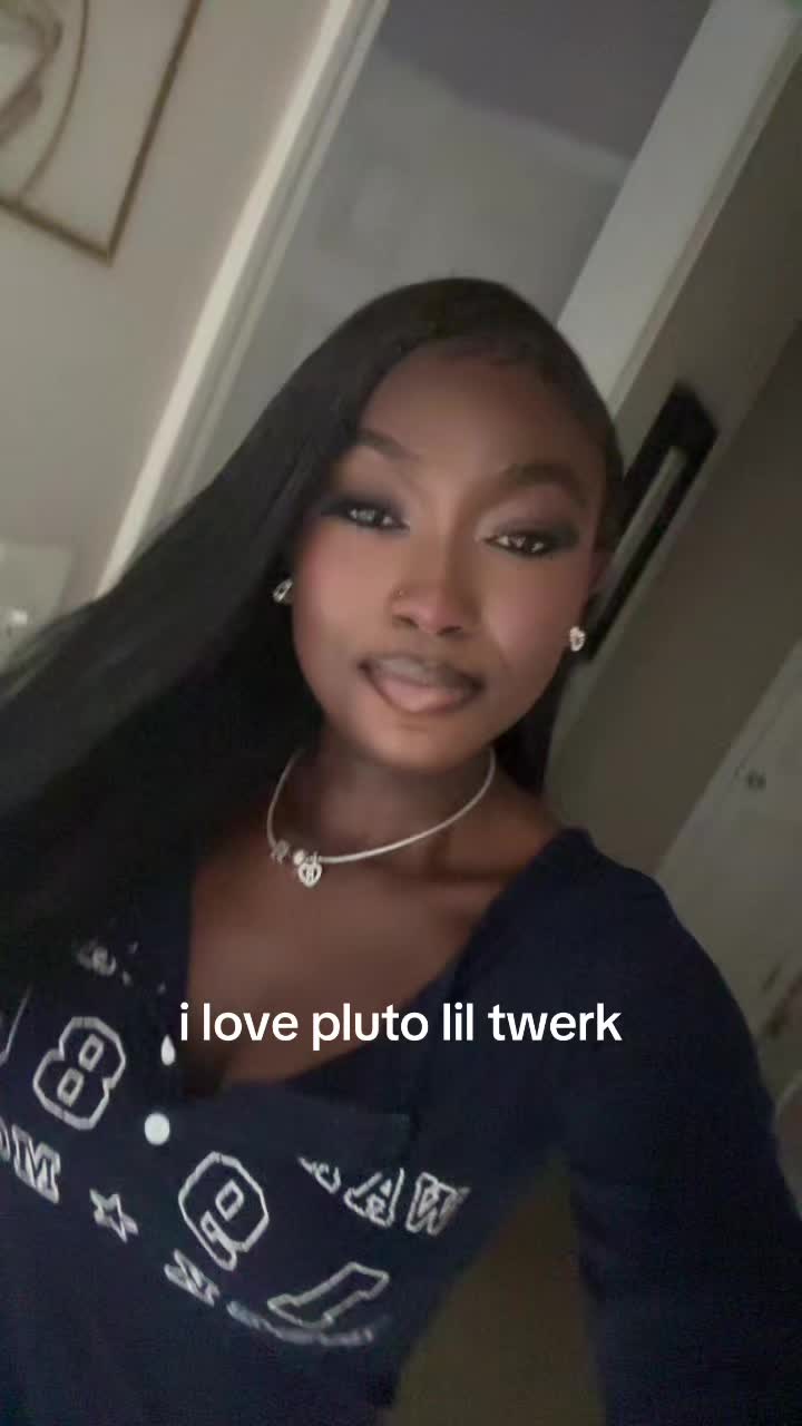 @roxiereneeee