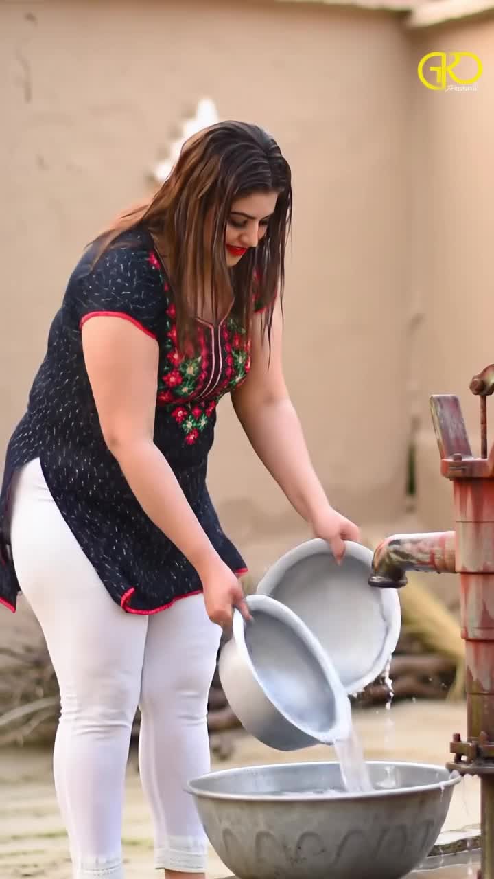 @Lajpal Shahzadi