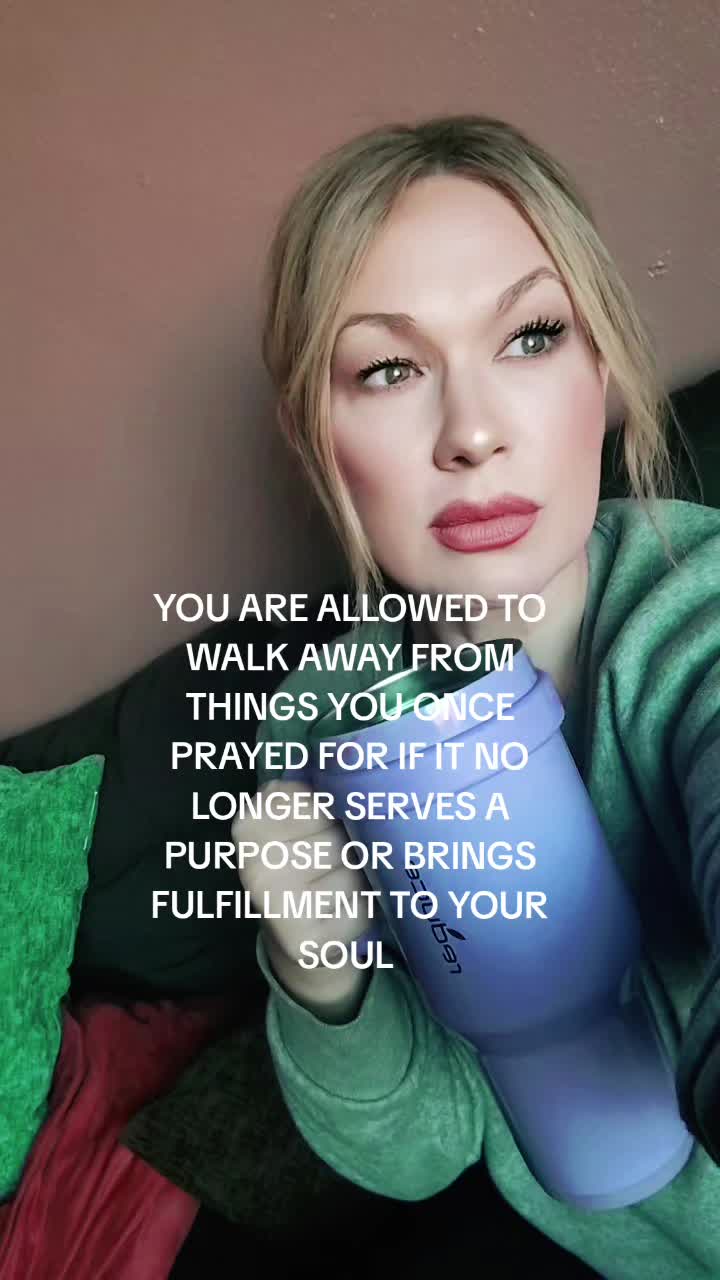 @Melissa kay🌻
