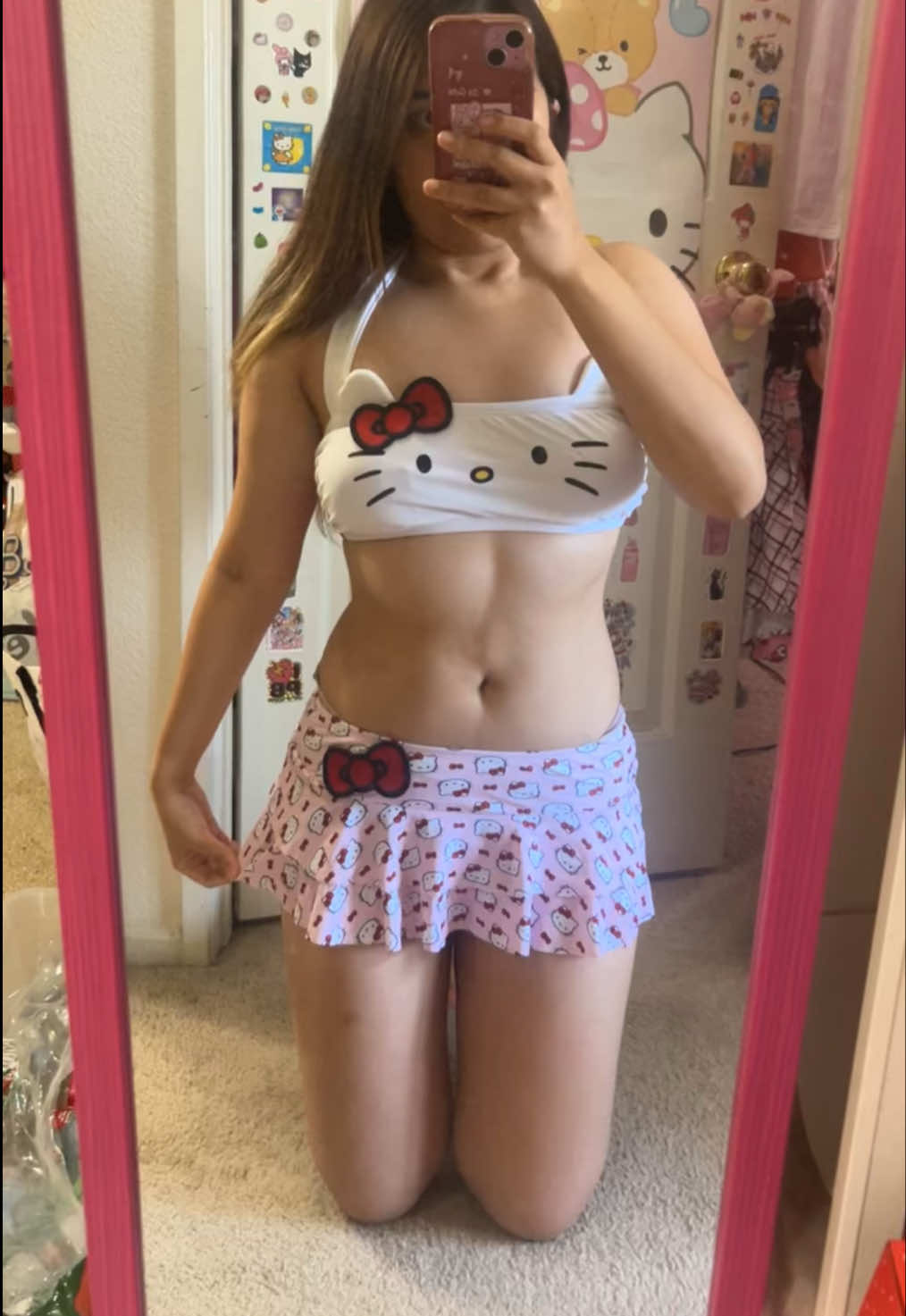 @Kara 🐱🎀🧋