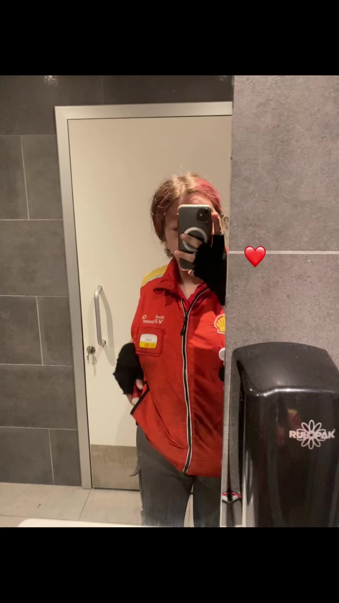@esmaa5955