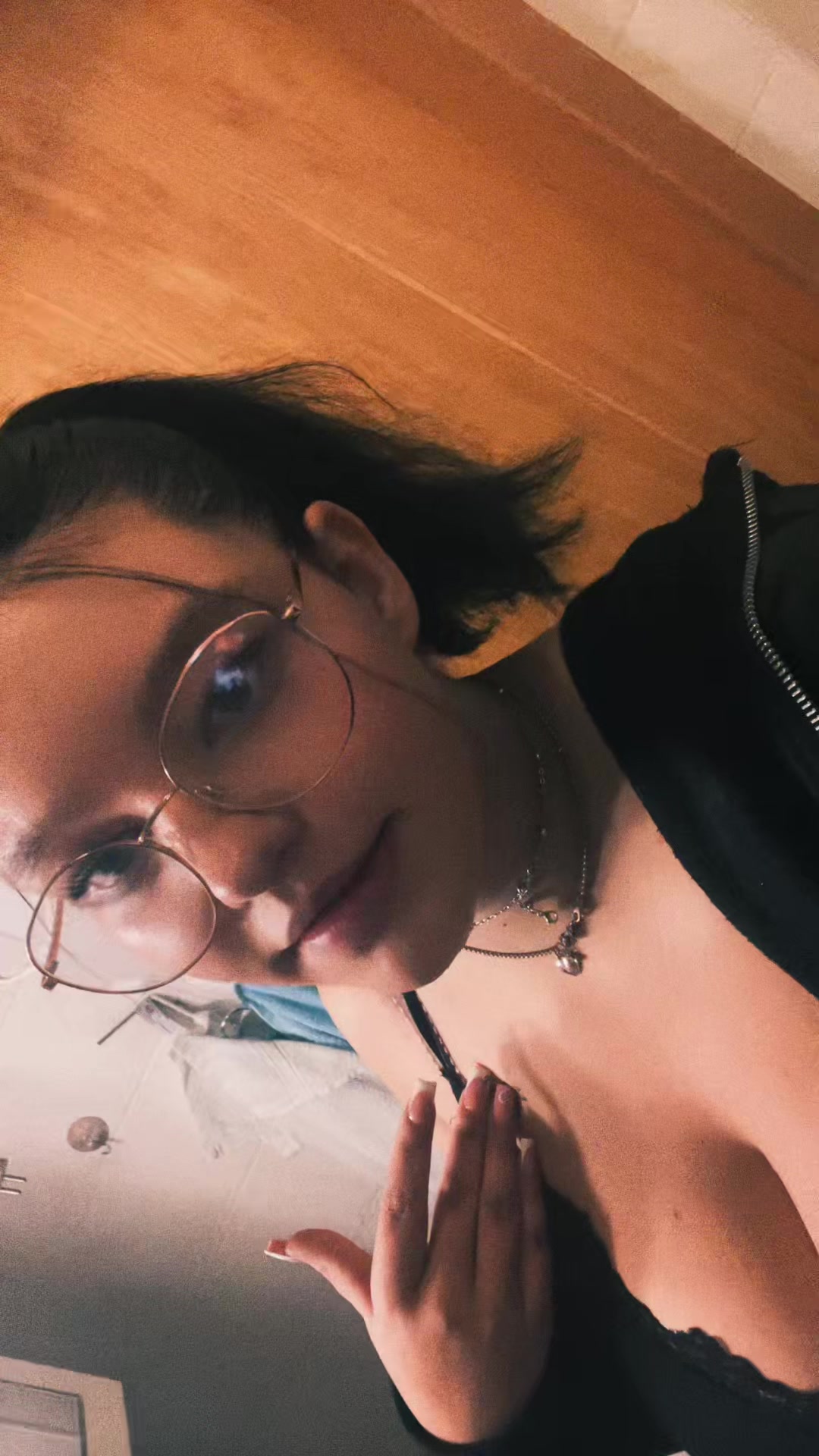 @Deutsche mit Herz🖤🤍❤️