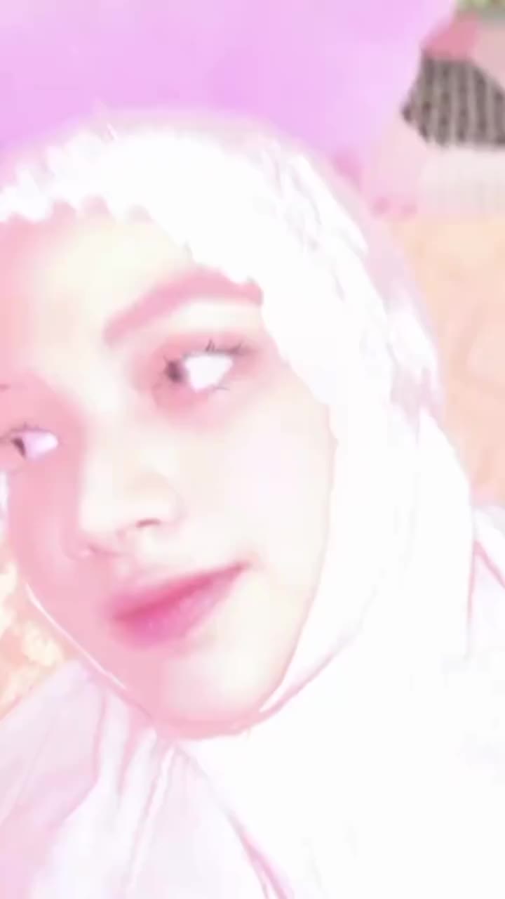 @𝑺𝒉𝒚𝒏𝒕𝒊𝒂🌸