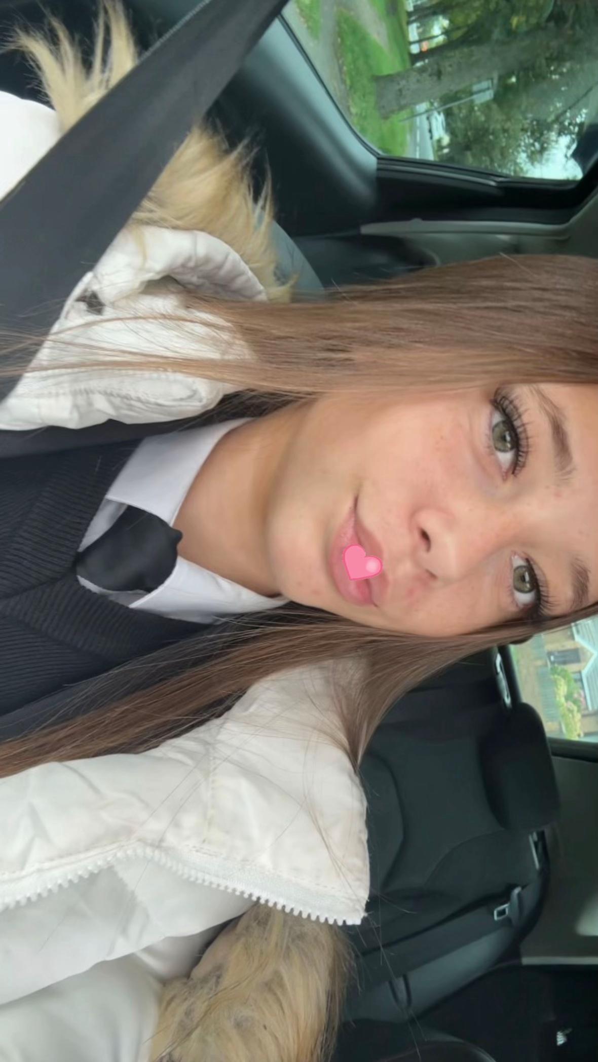 @𝐡𝐨𝐥𝐥𝐢𝐞ꨄ