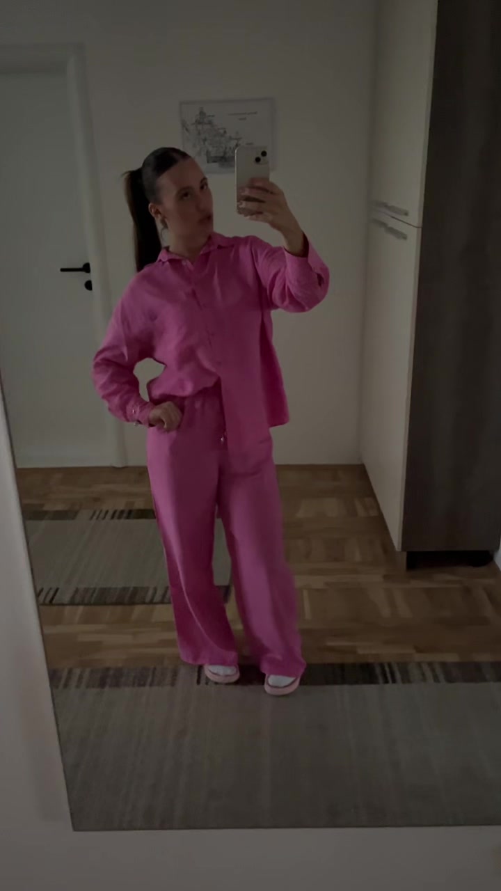 @Јована
