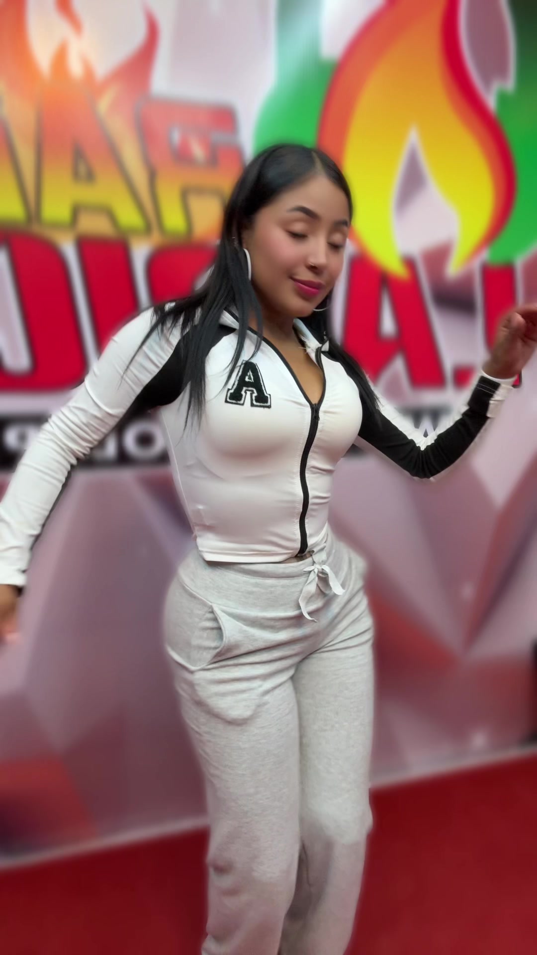 @Gisley Stefany