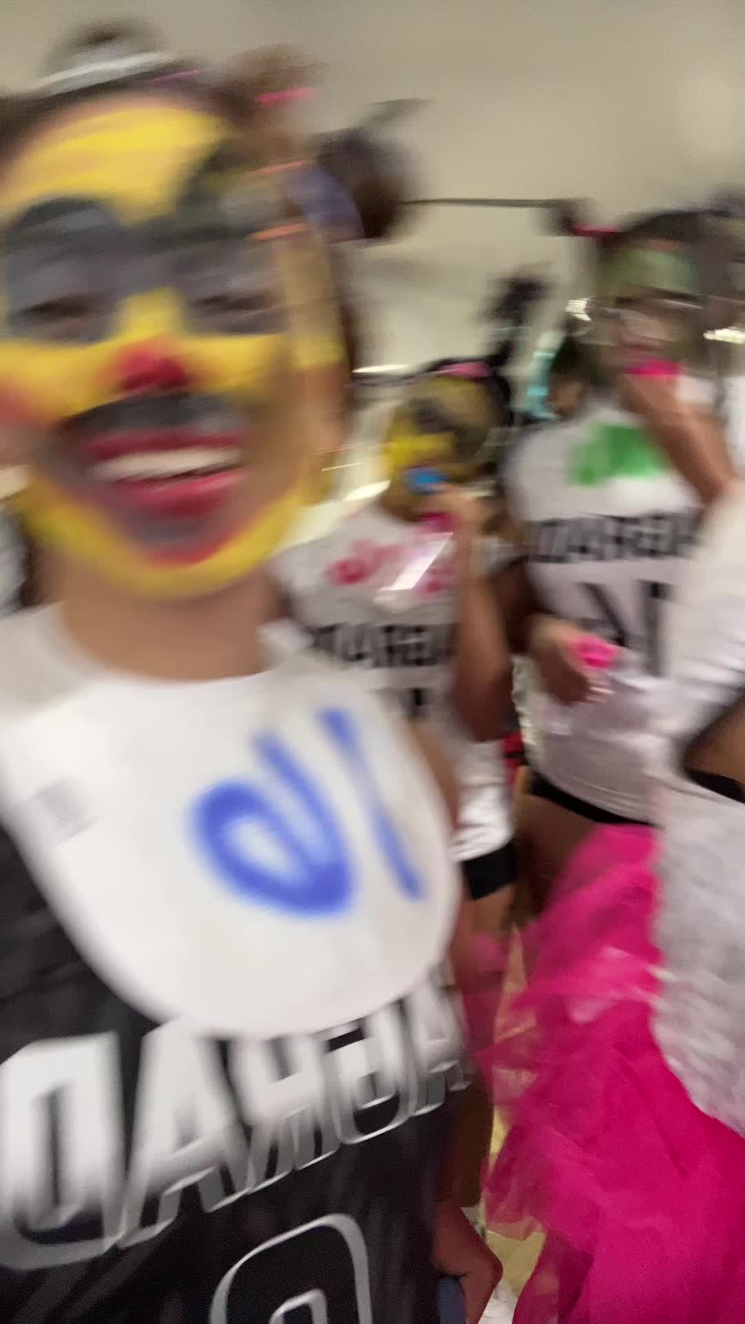 @Mia