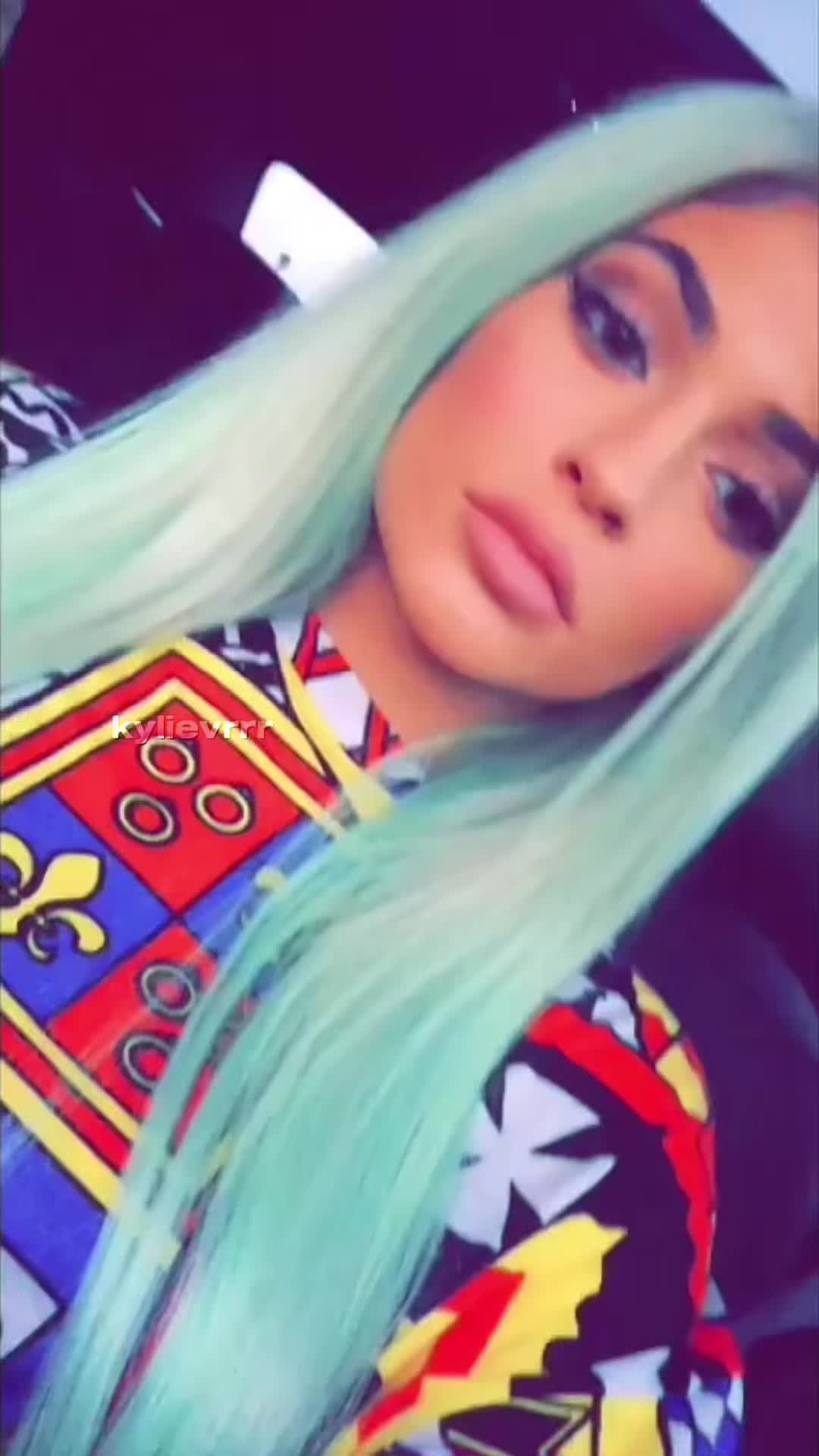 @💋