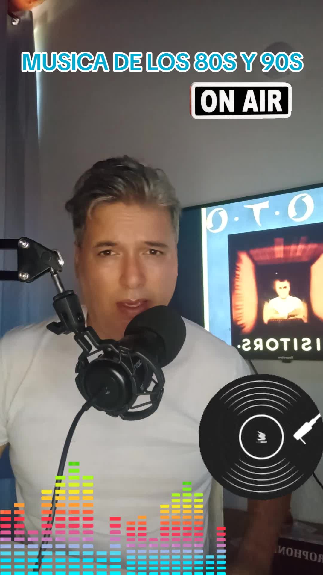 @ESCUCHA Y MAS NADA