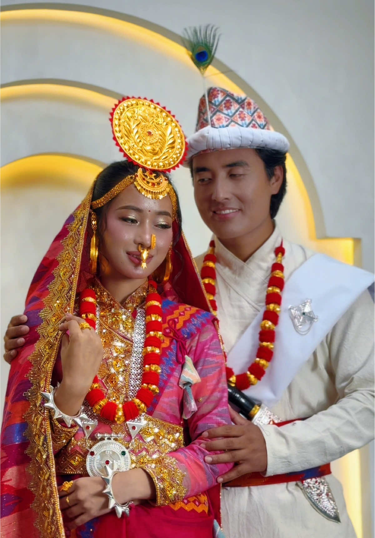 @👑Chris Gurung👑