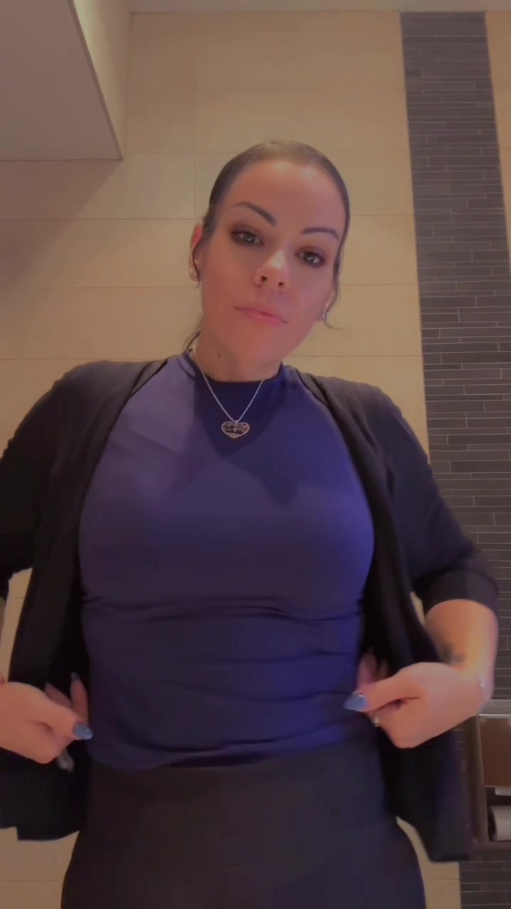 @King_Mel